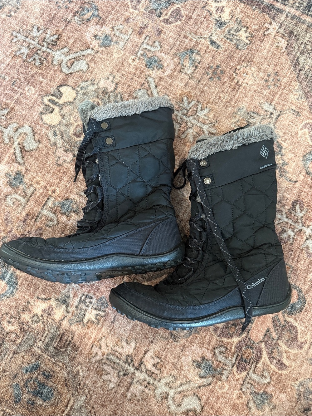 Columbia 200 grams waterproof boots